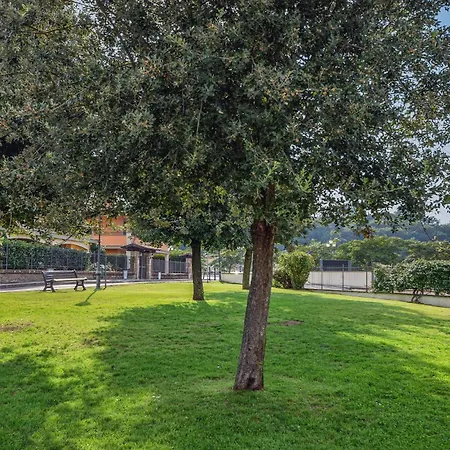 2 Bedroom Beautiful In Monterosi