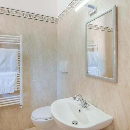 2 Bedroom Beautiful In